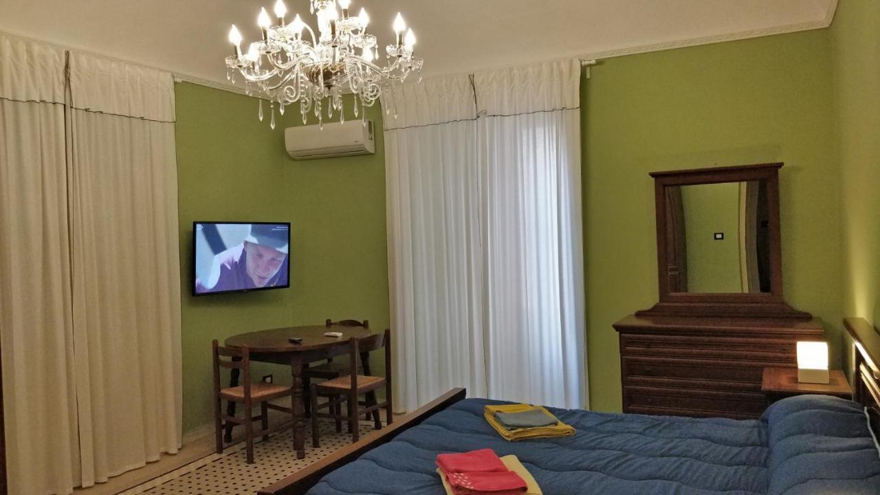 Adriano'S House Catania Cathedral First Floor Apartment Екстериор снимка