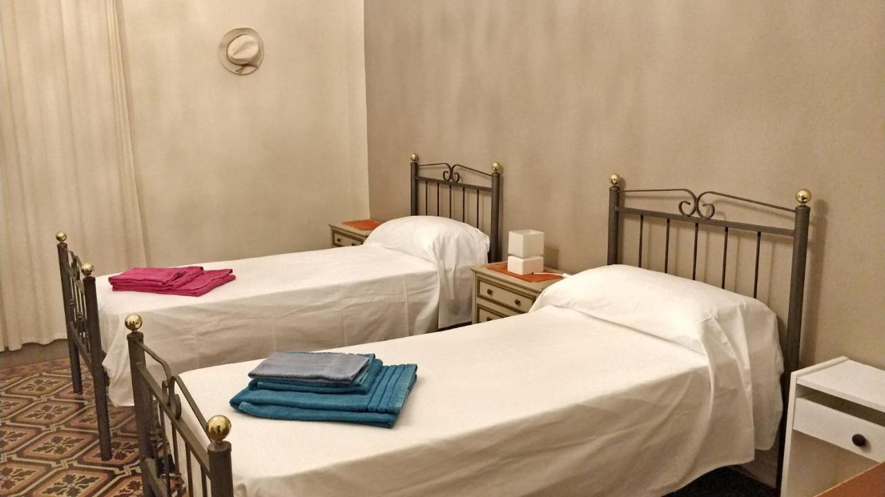 Adriano'S House Catania Cathedral First Floor Apartment Екстериор снимка